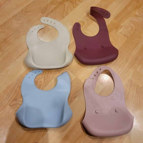 Silicone Baby Bib Bundle - Picture 6 of 7